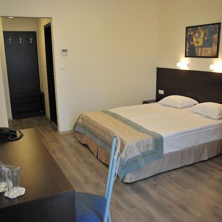 Hotel Burgas Free University Exterior foto